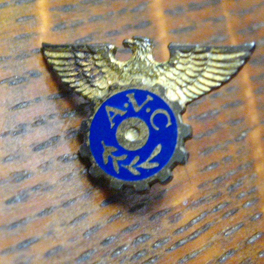 USA Military Antique A.V.C. Sterling Eagle Lapel Pin Badge